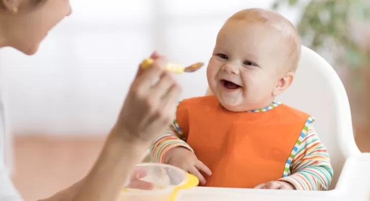 6 – 9 Ay Bebek Beslenme Tablosu – Bebeklerde Ek Gıdaya Ne Zaman Geçilir?