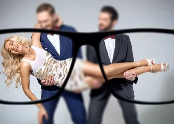 Güzel ve Zayıf Kadınlar İş Hayatında Daha Mutlu